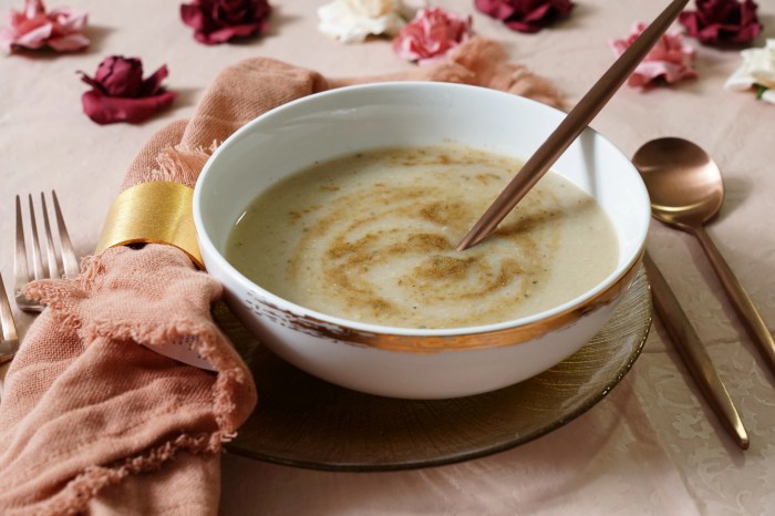 Chicken and cauliflower soup recipe