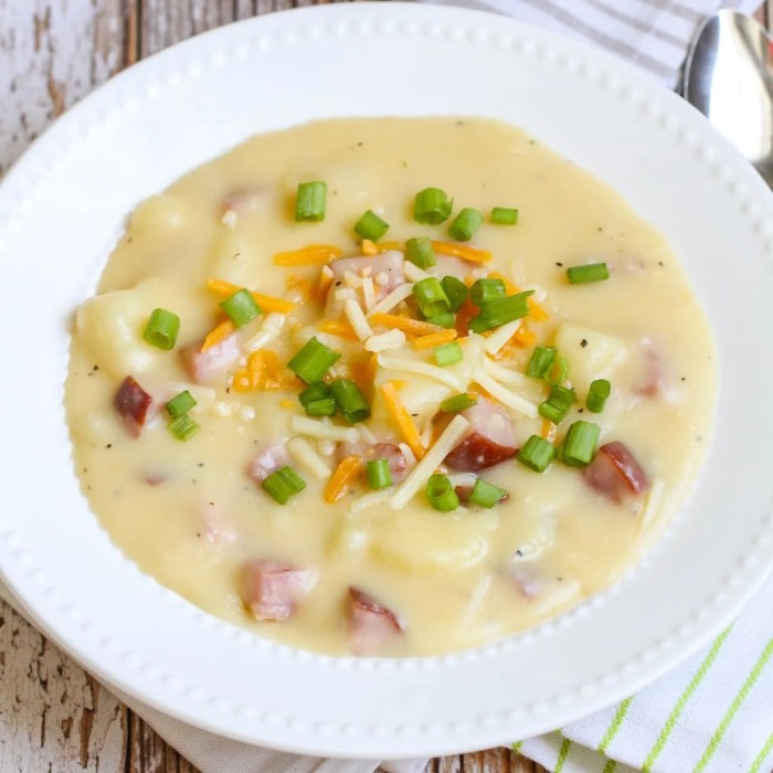 Ham potato cheesy soup